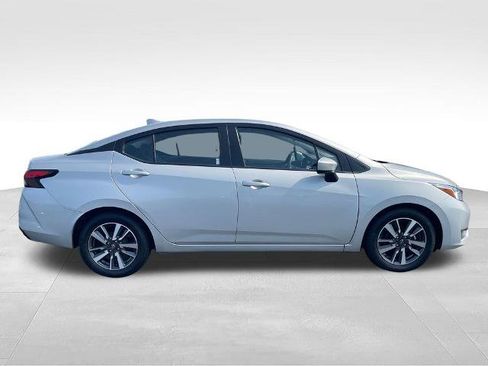 Certified 2024 Nissan Versa SV FWD image 6