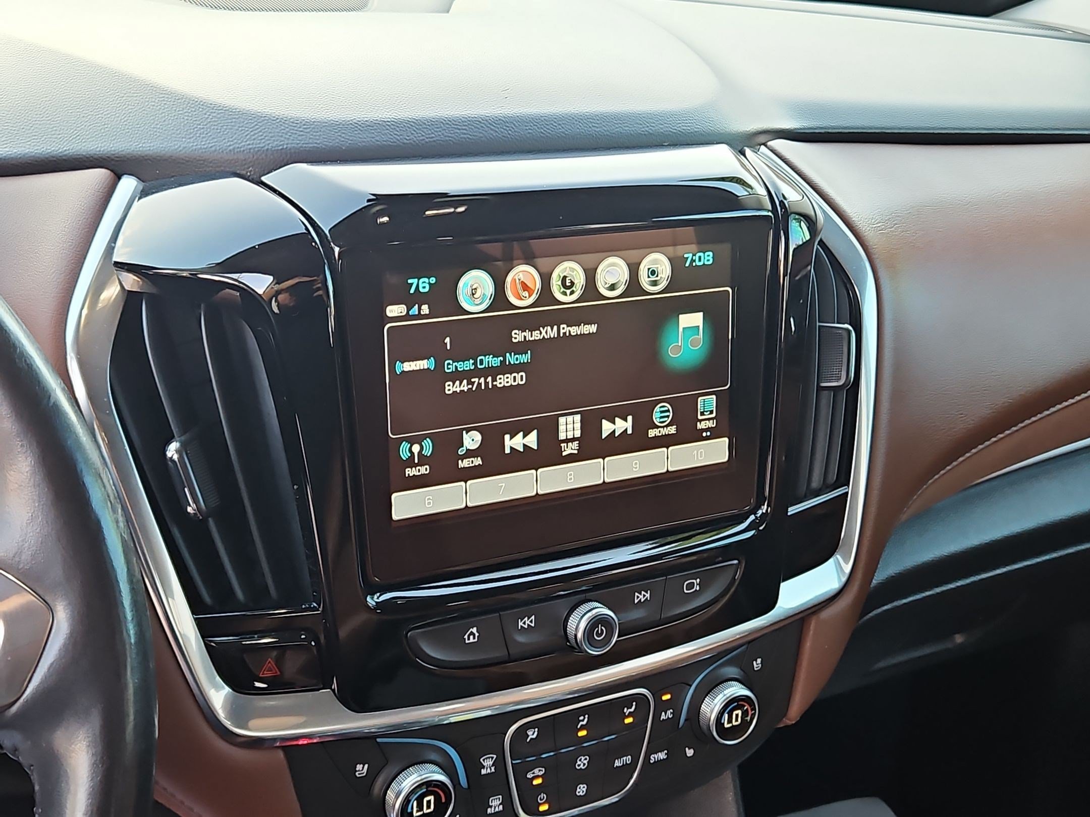 Used 2018 Chevrolet Traverse High Country AWD/4WD image 19