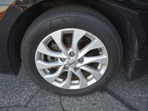 Used 2019 Nissan Sentra SV image 35