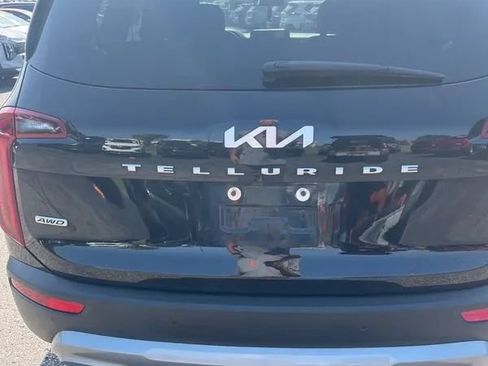 Used 2022 Kia Telluride S AWD/4WD image 21