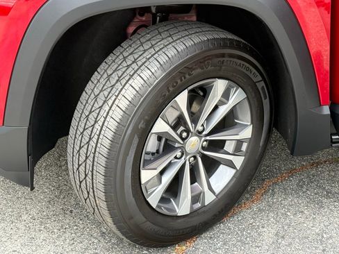 Used 2026 Chevrolet Equinox LT w/ Convenience Package II FWD image 18