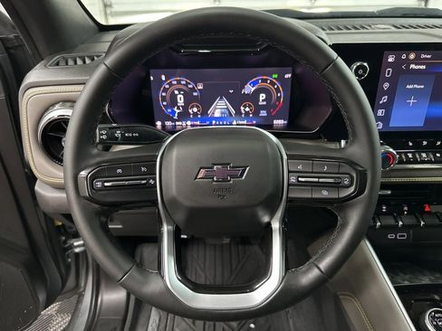 Used 2024 Chevrolet Colorado ZR2 image 16