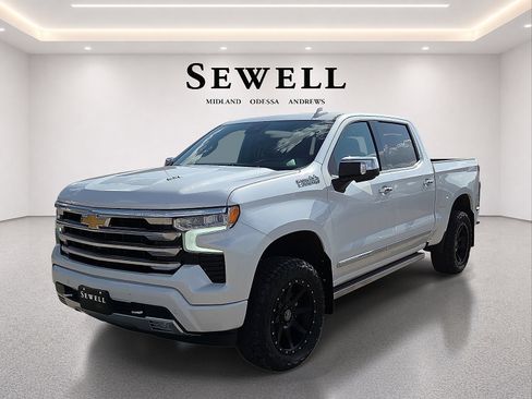 Used 2024 Chevrolet Silverado 1500 High Country AWD/4WD image 1