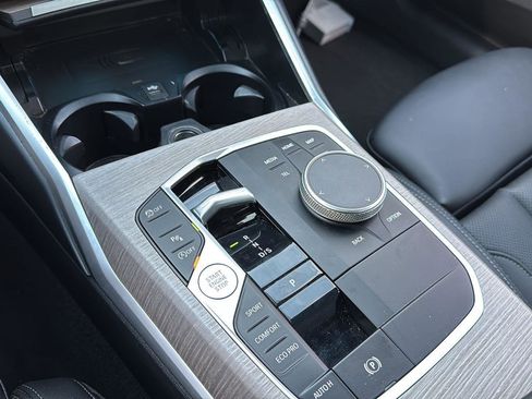 Used 2025 BMW 330i xDrive Sedan image 25