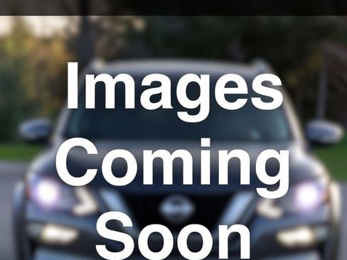 Used 2023 Nissan Rogue SV image 1