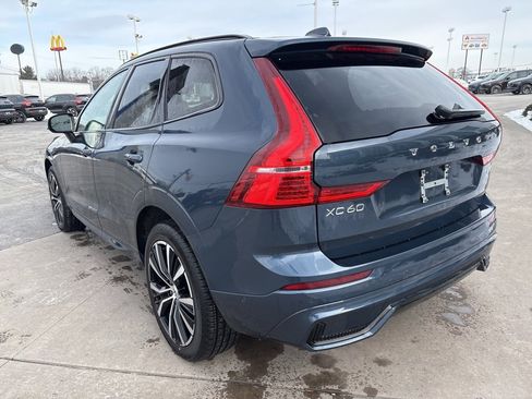 Used 2025 Volvo XC60 B5 Plus image 8