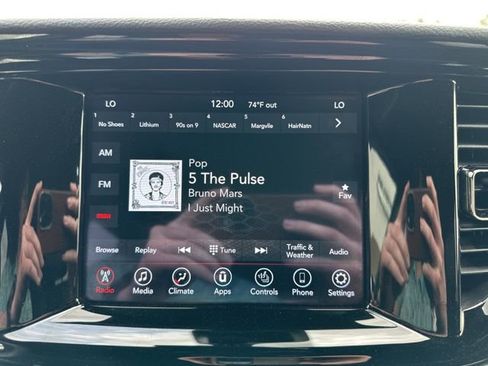 Used 2022 Dodge Durango GT image 15