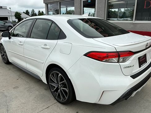 Used 2020 Toyota Corolla SE w/ Body Protection Package FWD image 3