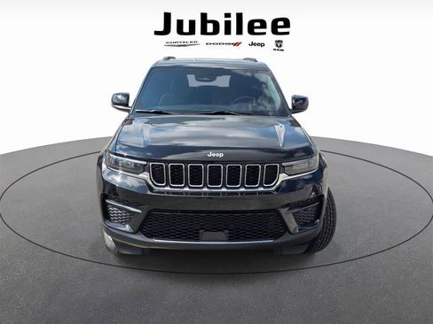New 2025 Jeep Grand Cherokee Laredo X w/ Luxury Tech Group I image 2