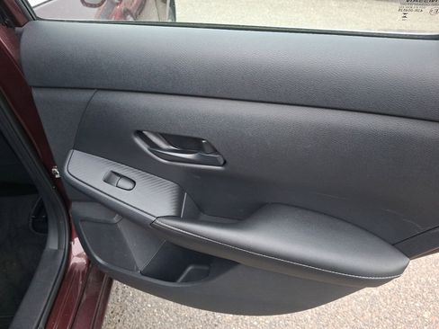 Used 2024 Nissan Sentra SV image 14