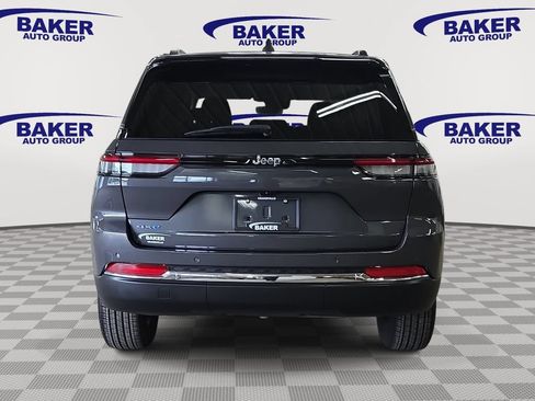Used 2023 Jeep Grand Cherokee 4WD 4xe image 6