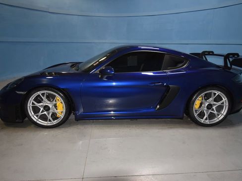 Certified 2024 Porsche 718 Cayman GT4 RS image 2