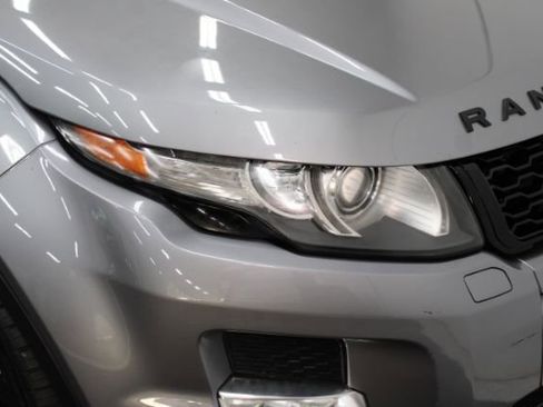 Used 2014 Land Rover Range Rover Evoque Dynamic image 29