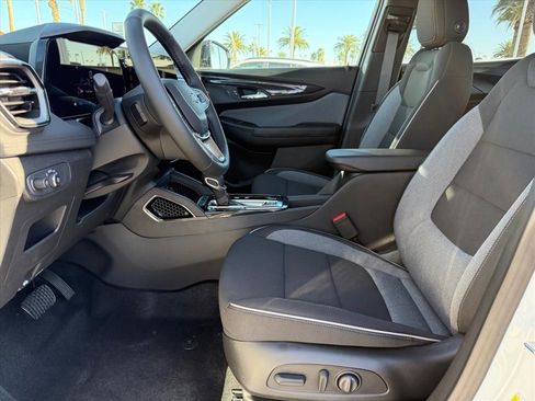 New 2026 Chevrolet TrailBlazer LT w/ Convenience Package FWD image 5