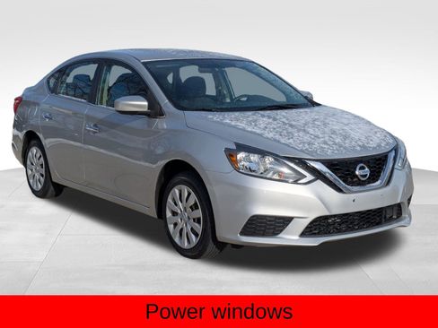Used 2019 Nissan Sentra S image 4