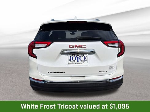 Certified 2024 GMC Terrain SLT w/ LPO, Floor Liner Package AWD/4WD image 5