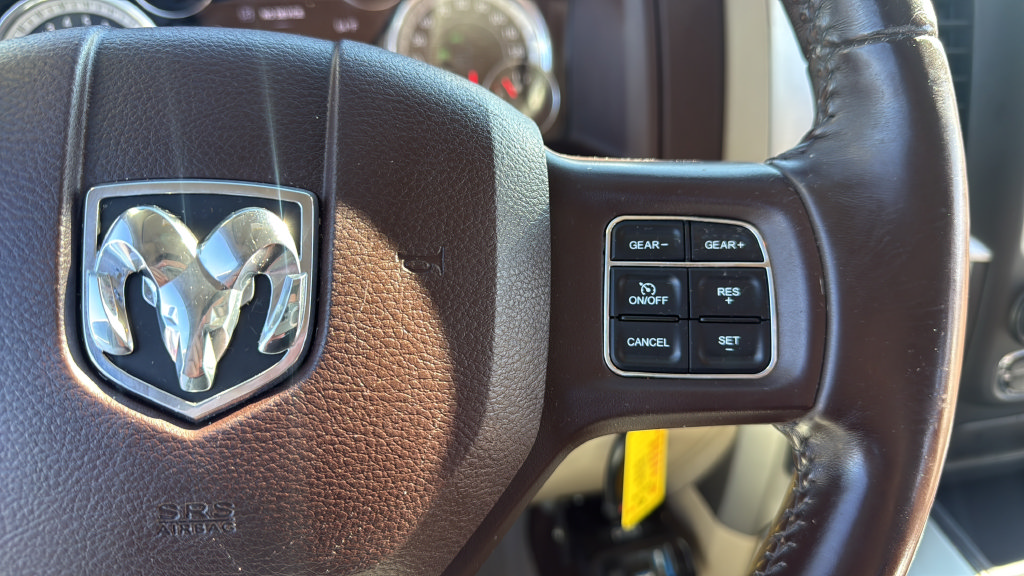 Used 2016 RAM 1500 Classic SLT w/ Luxury Group AWD/4WD image 23