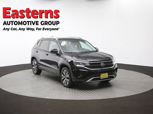 Used 2022 Volkswagen Taos SE AWD/4WD image 46