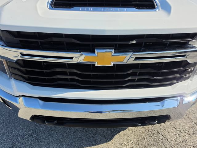 Used 2025 Chevrolet Silverado 2500 LT w/ Convenience Package AWD/4WD image 10