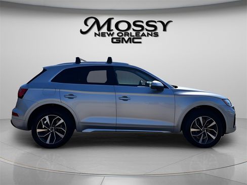 Used 2021 Audi Q5 2.0T Premium w/ Convenience Package image 4