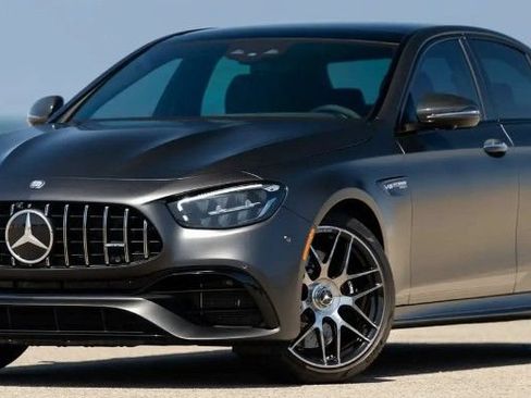 Used 2023 Mercedes-Benz E 63 AMG S image 1