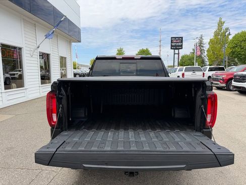 Certified 2022 GMC Sierra 1500 Denali w/ Driver Alert Package II AWD/4WD image 9