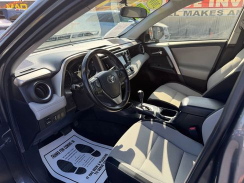 Used 2016 Toyota RAV4 XLE FWD image 9