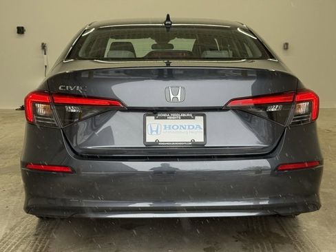 Used 2023 Honda Civic EX image 5
