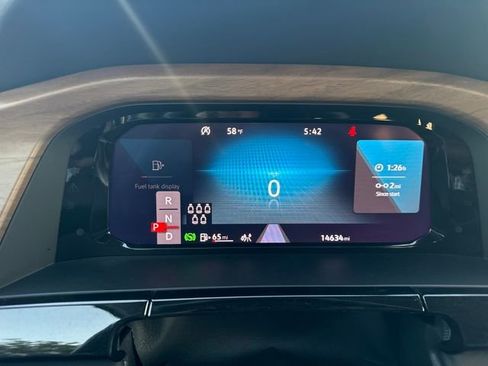 Used 2025 Volkswagen Atlas SE image 15