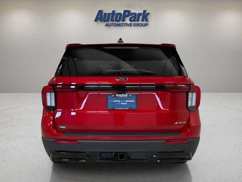 New 2026 Ford Explorer ST-Line w/ ST-Line Street Pack AWD/4WD image 6