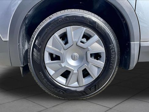 Certified 2026 Nissan Kicks S FWD image 11