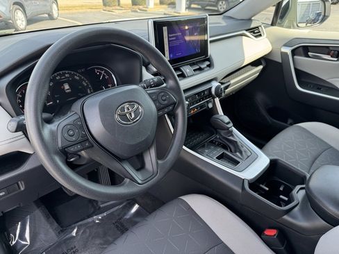 Used 2024 Toyota RAV4 XLE image 16