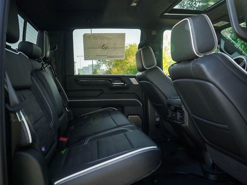 New 2026 GMC Sierra 2500 AT4X AWD/4WD image 11