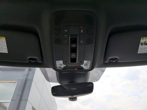 Used 2023 Audi Q3 2.0T Premium w/ Convenience Package image 26