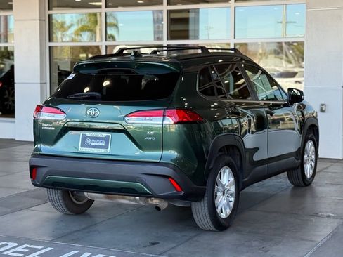 Used 2022 Toyota Corolla Cross LE image 12