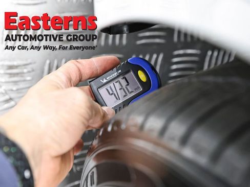 Used 2023 Tesla Model 3 Standard Range image 21