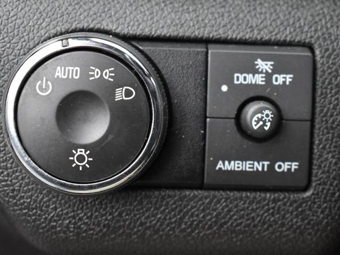 Used 2017 Buick Enclave Premium w/ Experience Buick Package image 12