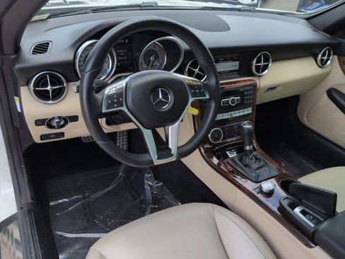 Used 2013 Mercedes-Benz SLK 250 w/ Premium I Pkg image 13
