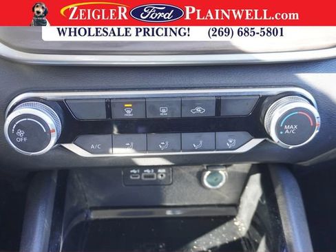 Used 2024 Nissan Altima 2.5 SV image 15