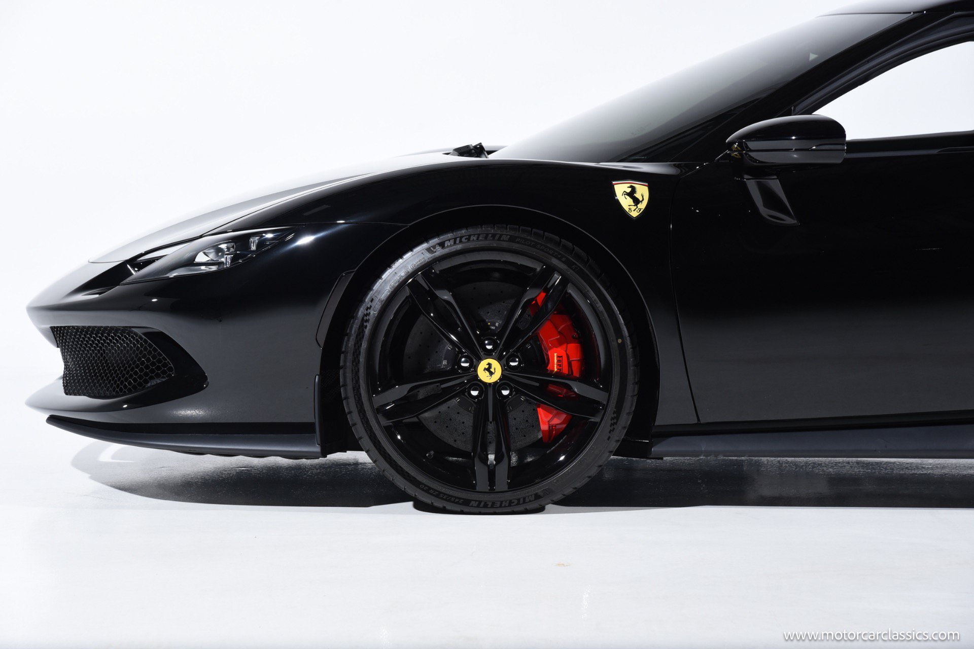 Used 2023 Ferrari 296 GTB RWD image 10