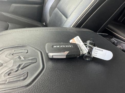 Used 2021 RAM 1500 Laramie w/ Sport Appearance Package AWD/4WD image 3