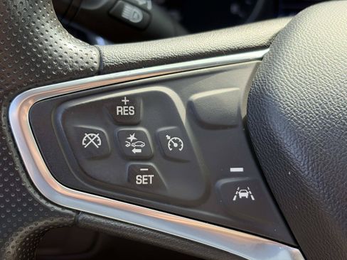 Used 2022 Chevrolet Equinox LT FWD image 21