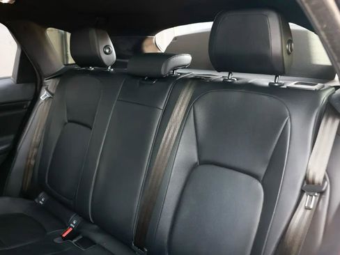 Used 2017 Jaguar F-PACE Premium AWD/4WD image 10