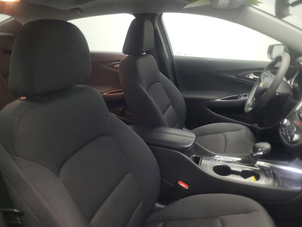 Used 2023 Chevrolet Malibu LT FWD image 21