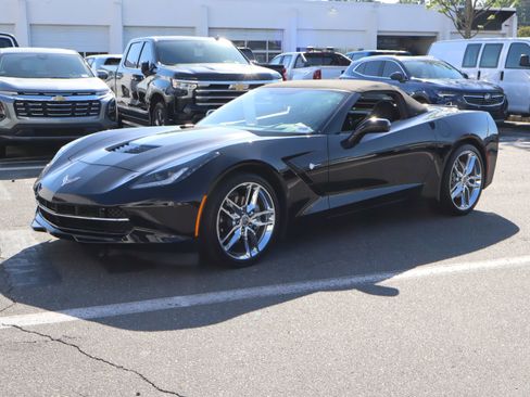 Used 2019 Chevrolet Corvette Stingray Convertible w/ 3LT Preferred Equipment Group RWD image 38
