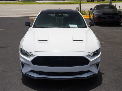 Used 2022 Ford Mustang Coupe w/ Black Accent Package RWD image 22