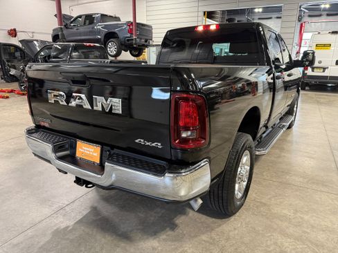 Certified 2026 RAM 2500 Big Horn AWD/4WD image 27