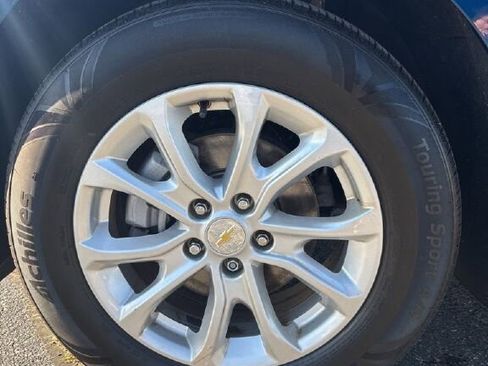 Used 2019 Chevrolet Equinox LT image 5