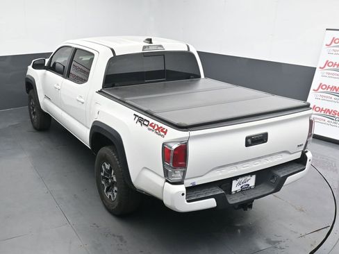 Used 2022 Toyota Tacoma TRD Off-Road w/ Technology Package image 27