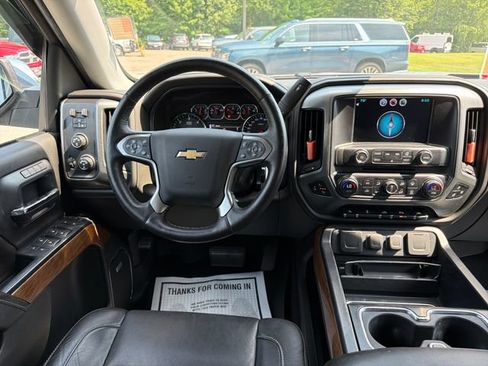Used 2016 Chevrolet Silverado 1500 LTZ w/ LTZ Plus Package AWD/4WD image 14